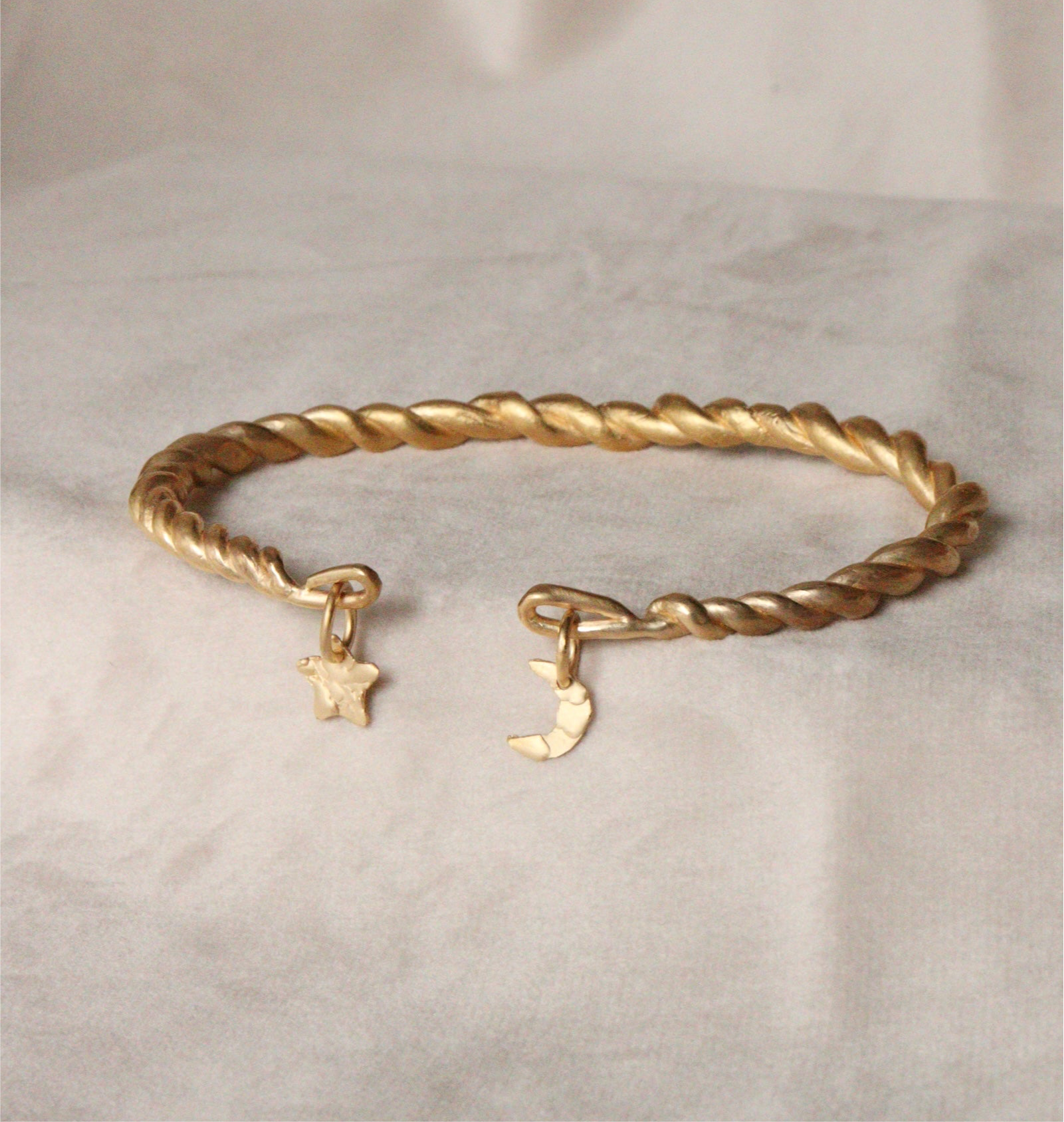 Tumbling Waves Bangle