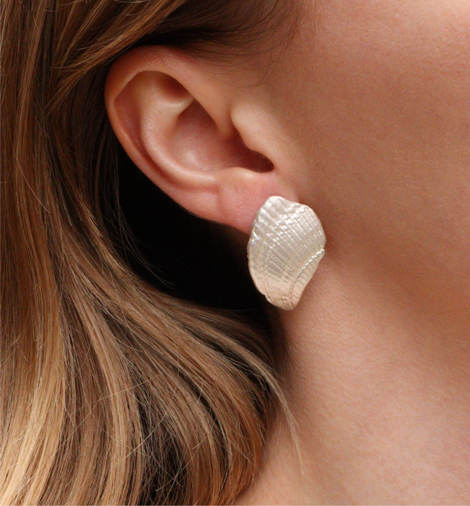 Large Shell Studs