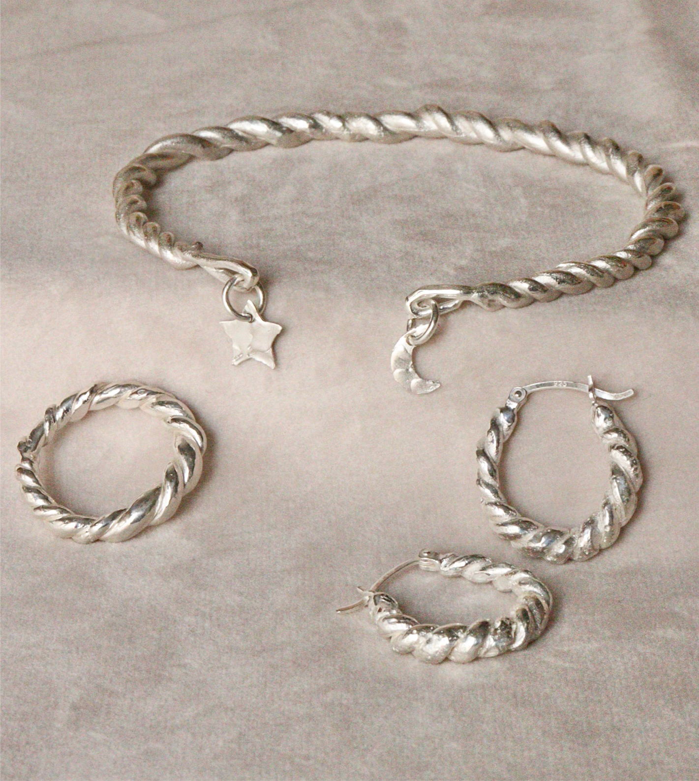 Tumbling Wave Hoops