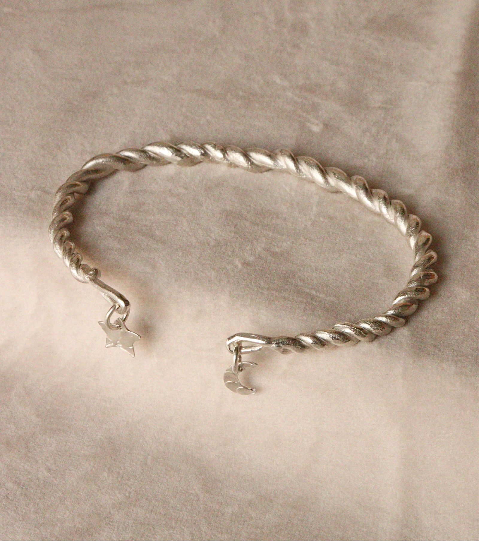 Tumbling Waves Bangle