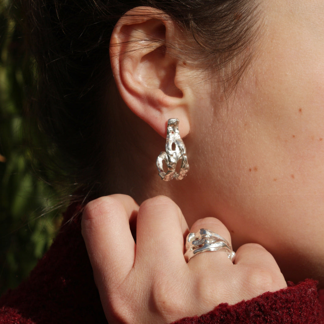 The word moxie stands for courage, bravery and determination. These gorgeous statement earrings will give you the confidence to face your fears head on, whether that is landing a new job or just stepping outside.